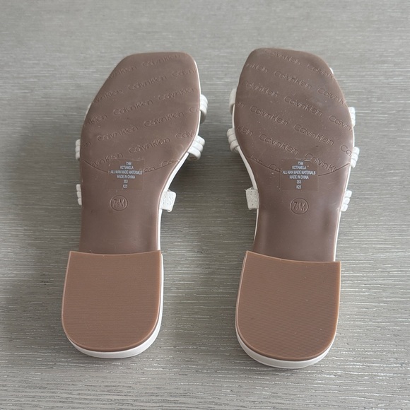 Calvin Klein Women's White Knotted Sandals S7.5 NWT - Picture 4 of 4